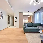 Brand New - Self Check-in - Free Parking - Near Hilton Appartement Tallinn