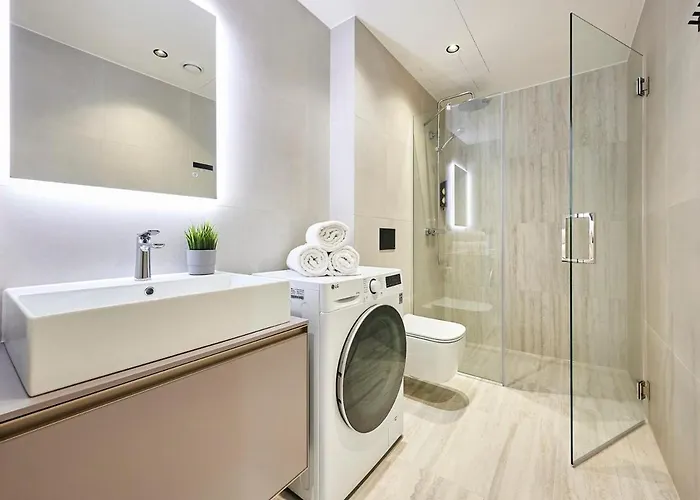 Appartement Brand New - Self Check-in - Free Parking - Near Hilton *