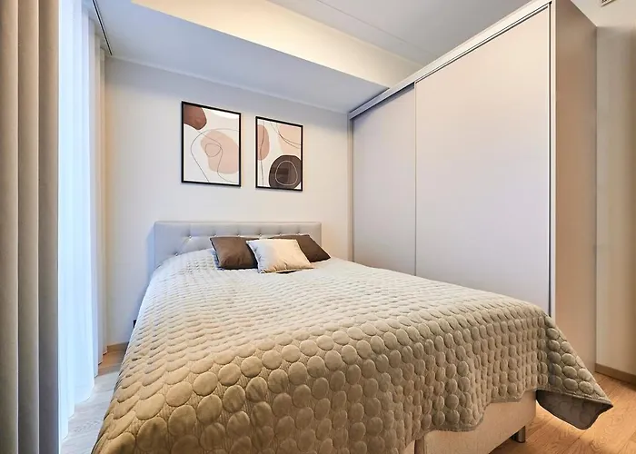 Brand New - Self Check-in - Free Parking - Near Hilton Appartement *